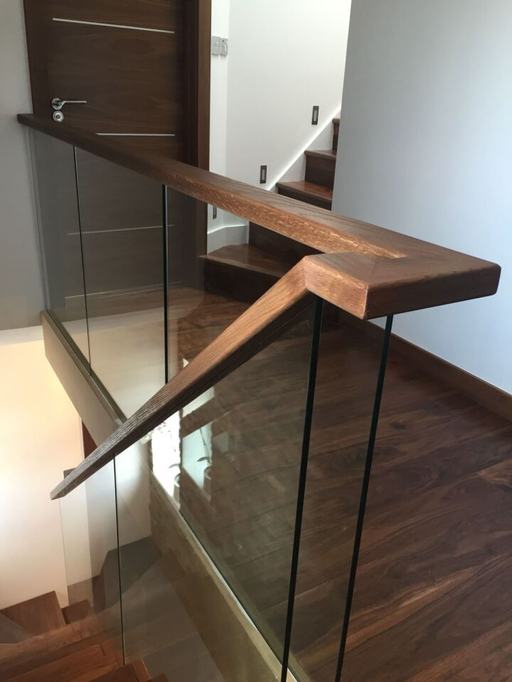 Korkuluk Ve Küpeşte